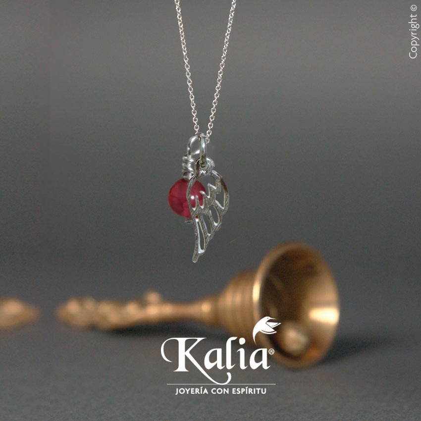 Dije de Ala en plata con ágata
